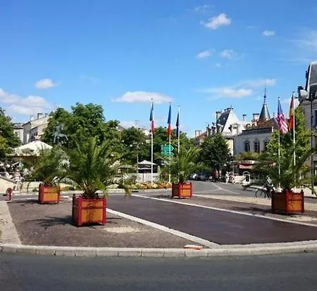 Chez T-e-o Apartman