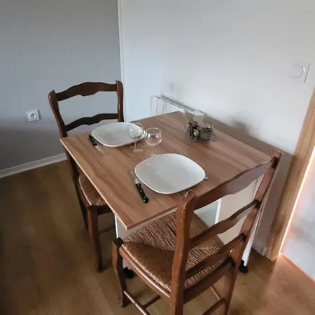 Chez T-e-o Apartment Cognac